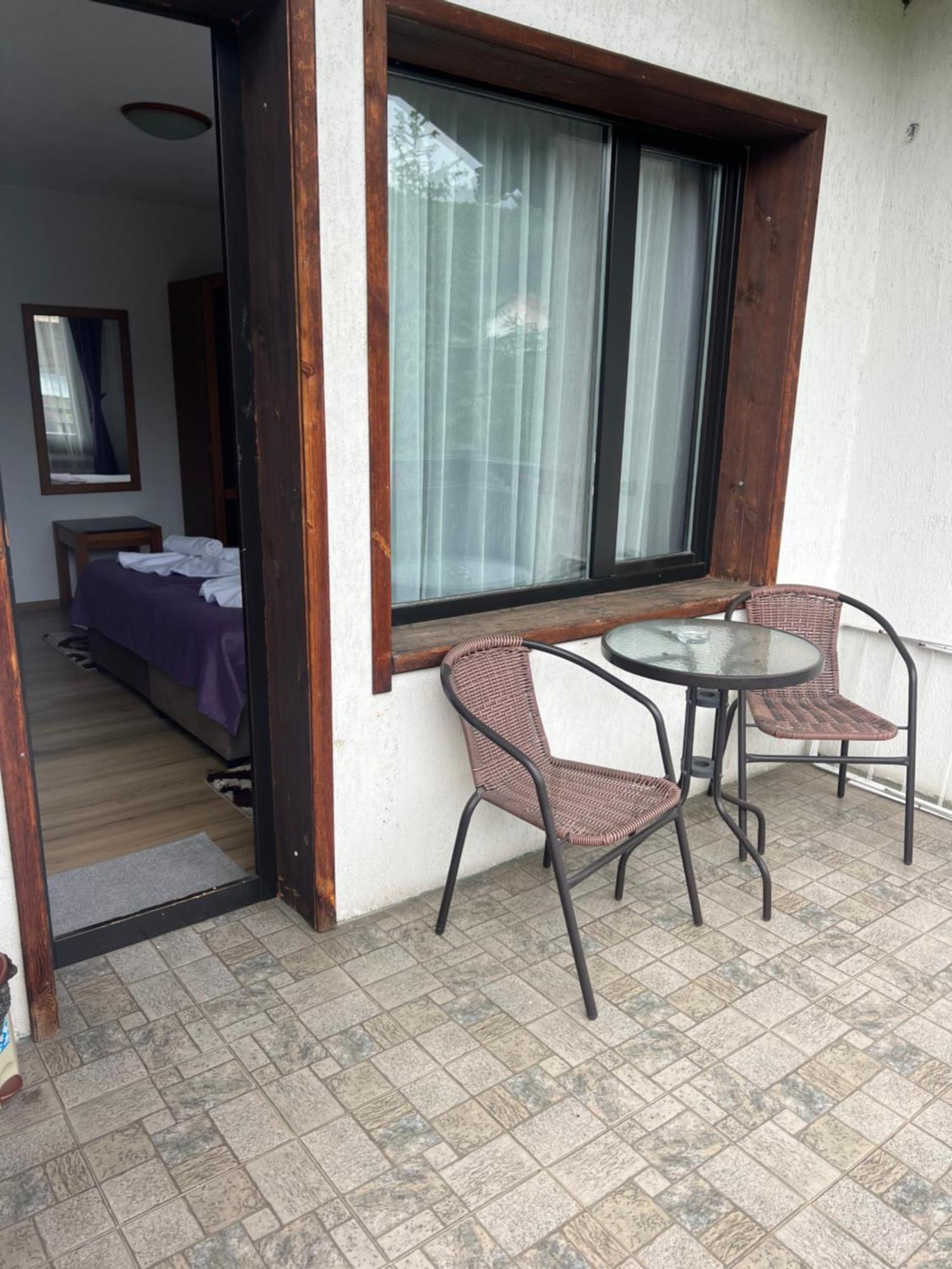 Guest House Raffe Dobrinishte Exterior photo